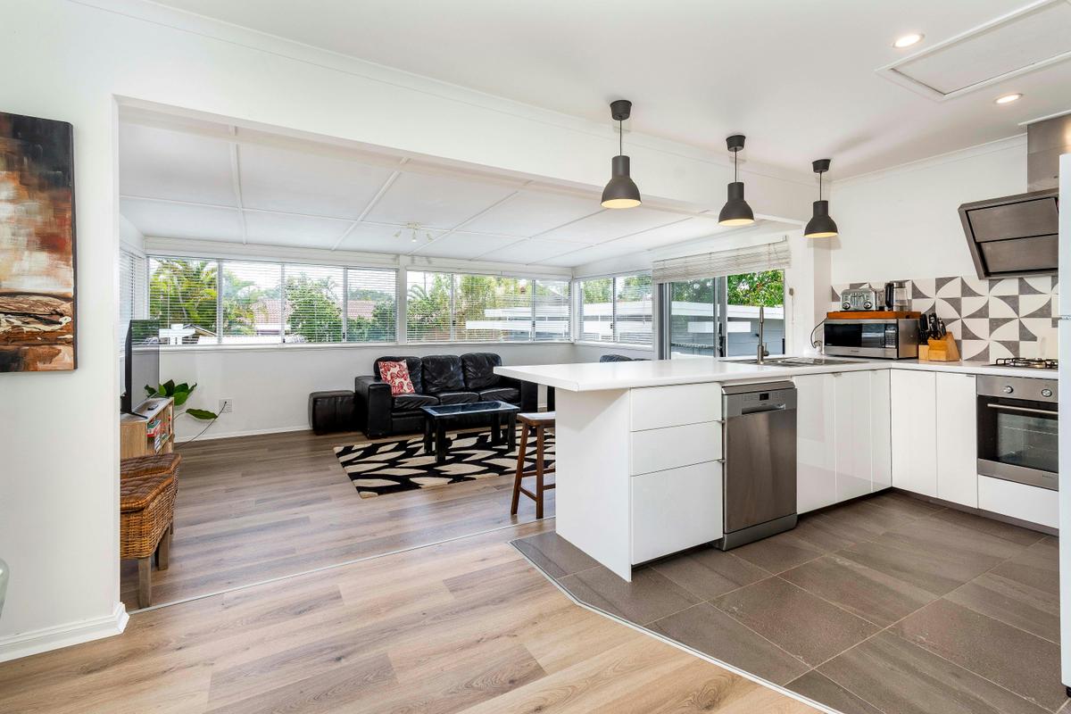 Kitchen and lounge