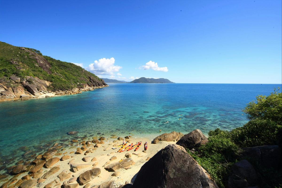 Fitzroy Island Including Snorkel & Glass bottom Boat Tour