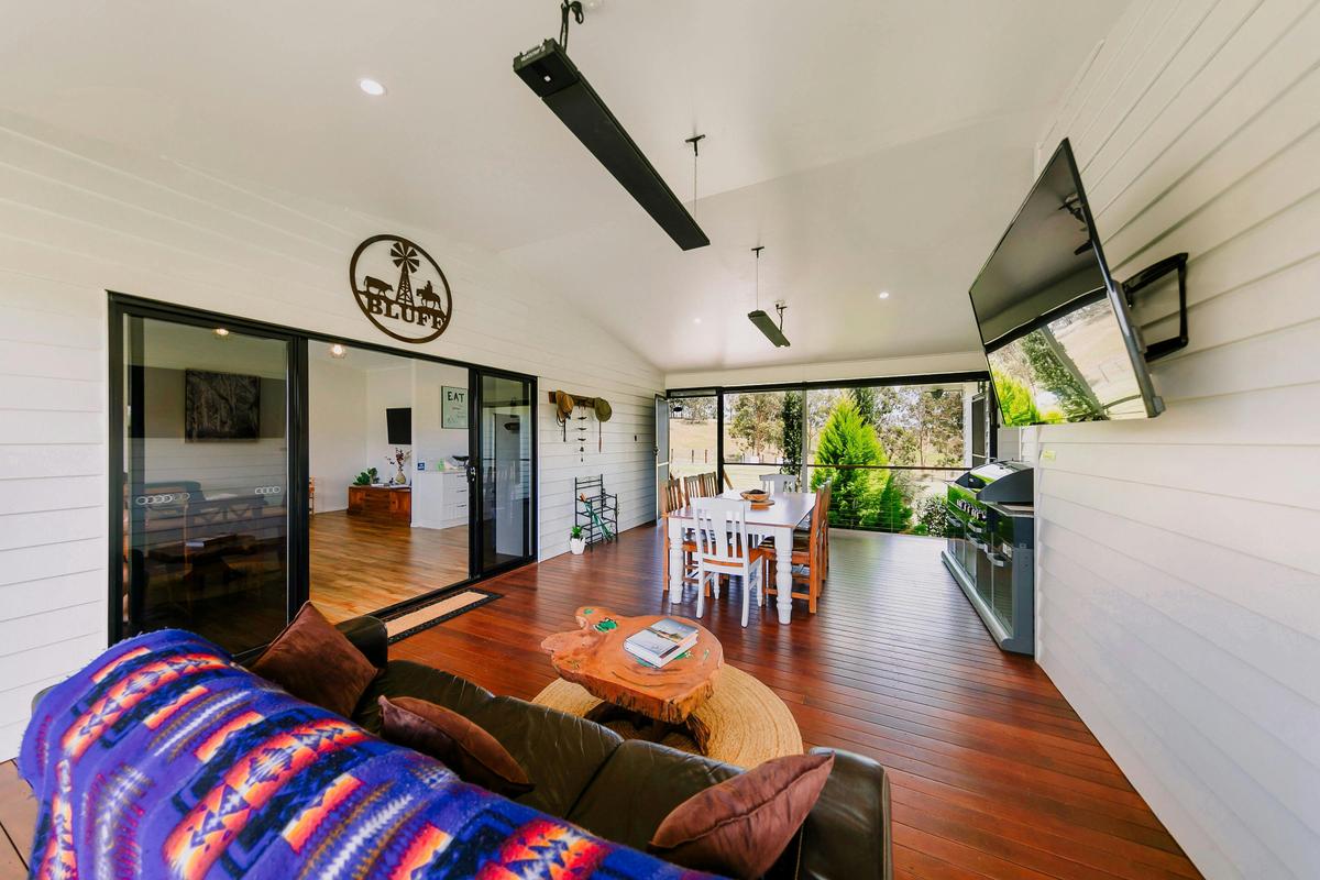 Alfresco entertainment area