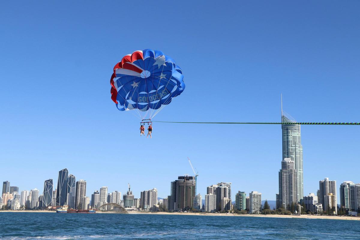 Gold-coast Parasail, Surfers Paradise skyline.