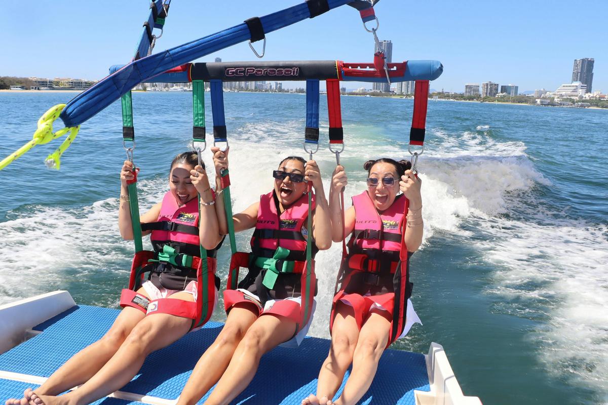 Gold Coast Parasailing