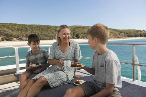 Great Keppel Island Coral Lunch Tour