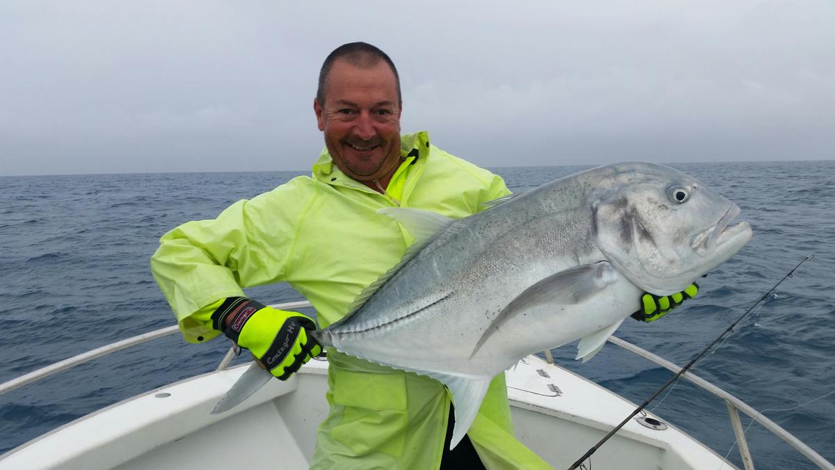 GT Popper fishing on the Great Barrier Reef