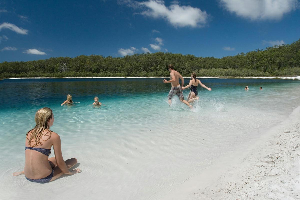 Lake McKenzie