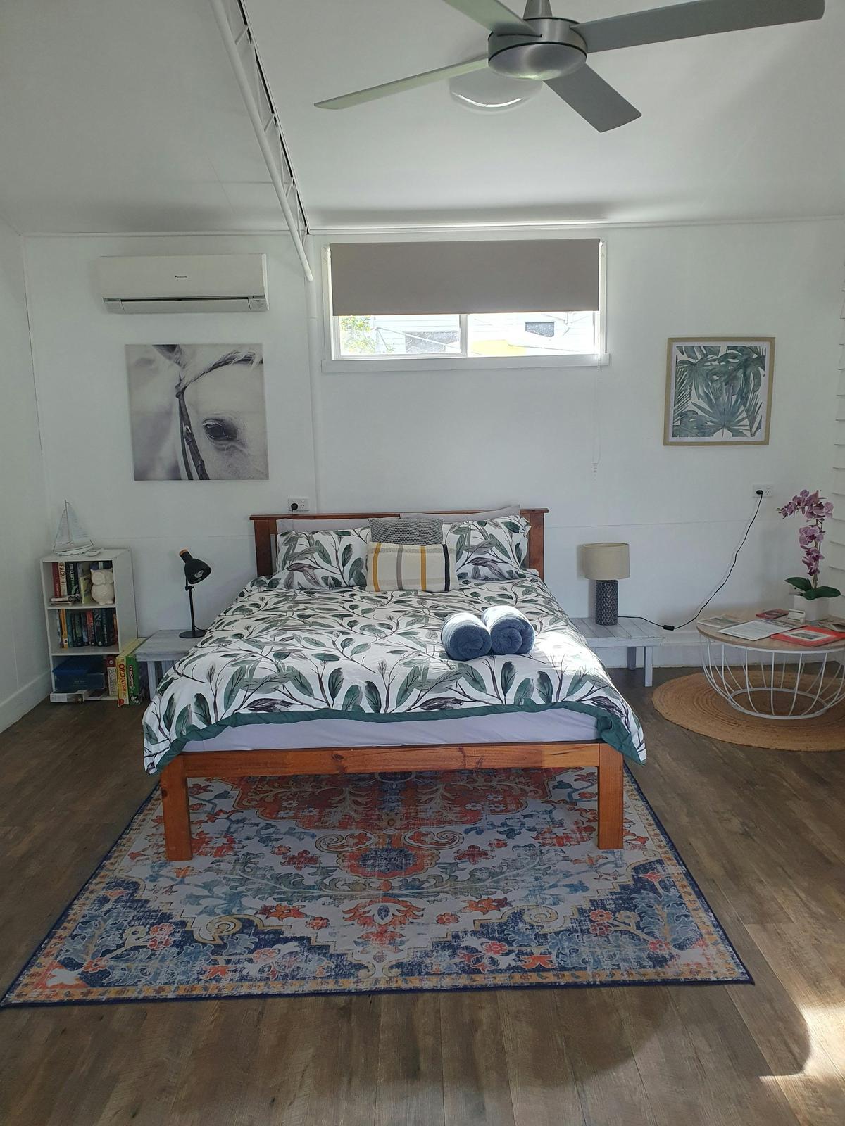 Queen bed