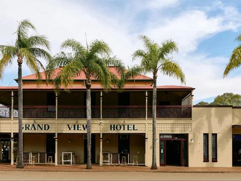 Grand View Hotel