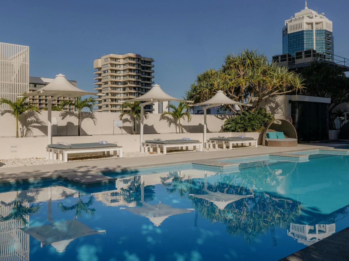 Hilton Surfers Paradise Pool