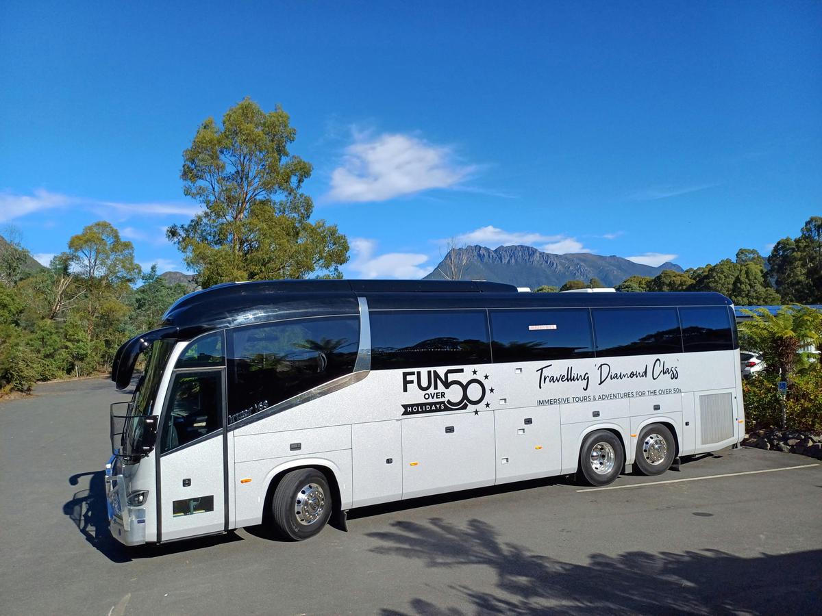 Diamond Class Coach