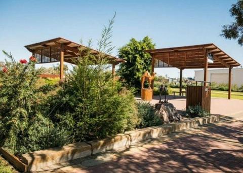 Grevillea Park