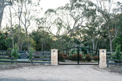 Granite Gardens Cottages and Lake Retreat
