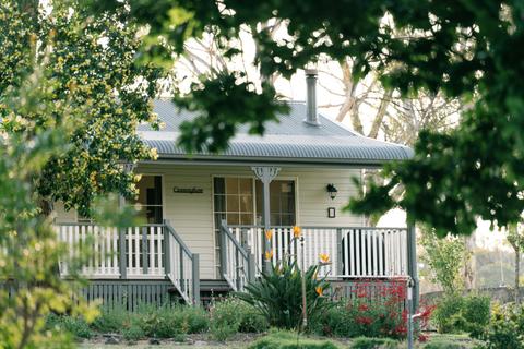 Comfortable self-contained cottage accommodation