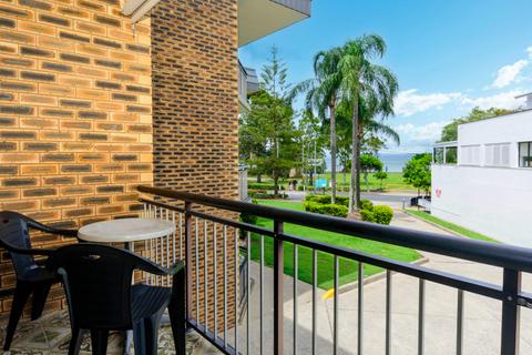 Great Location Close To Waterfront
