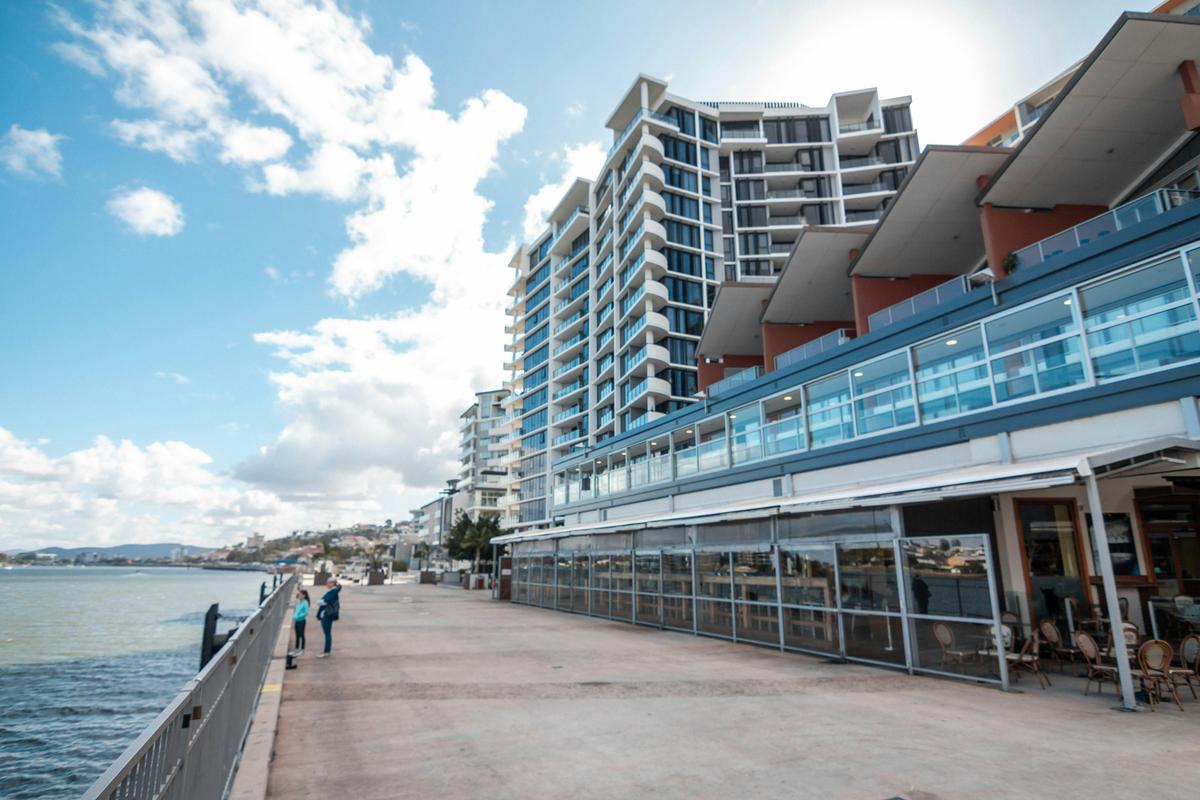 Portside Wharf, Hamilton