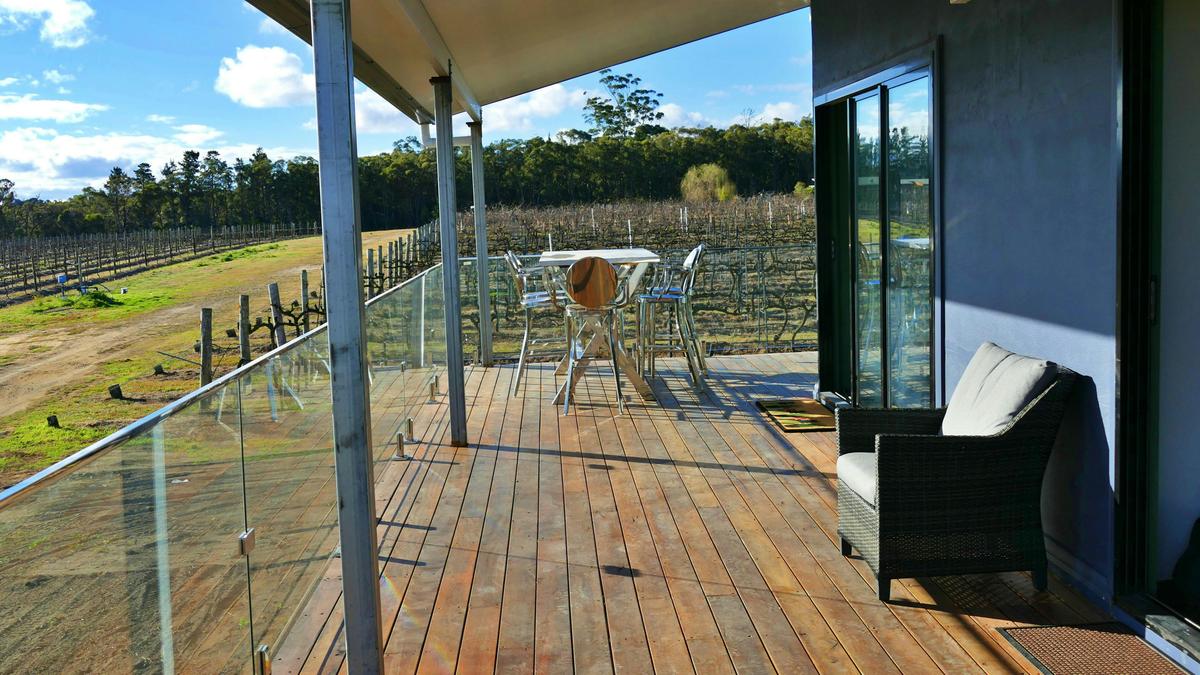 Winery Cottag3