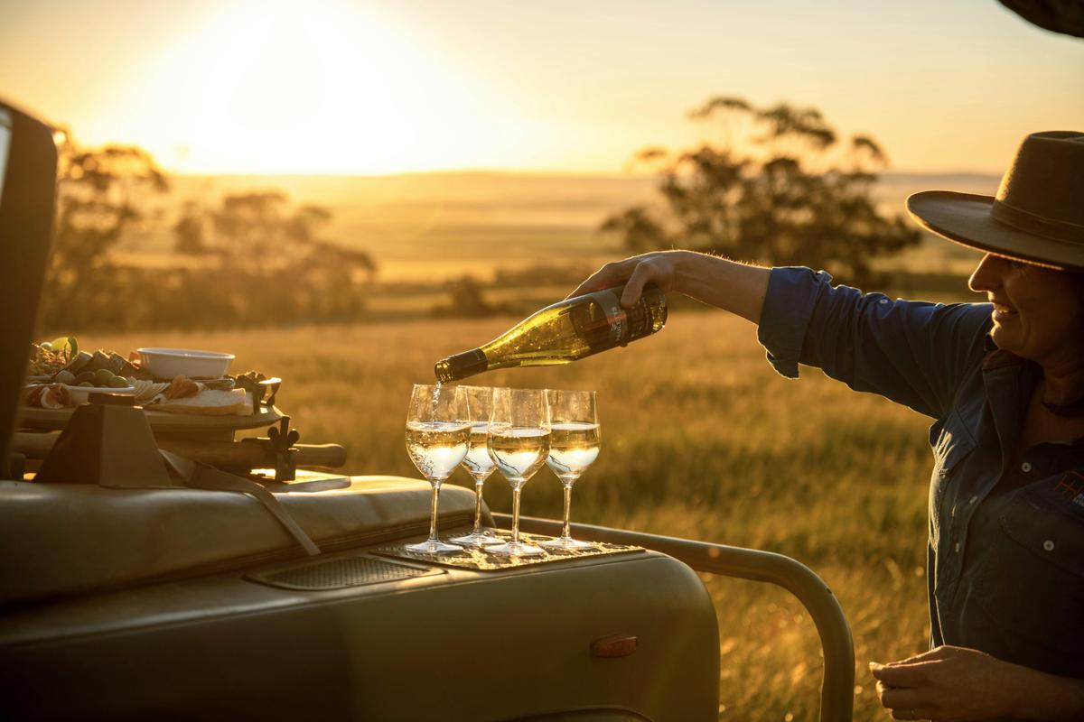Lake Eyre & Flinders Ranges Adventure