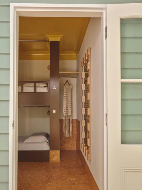 Bed in Mixed Dormitory