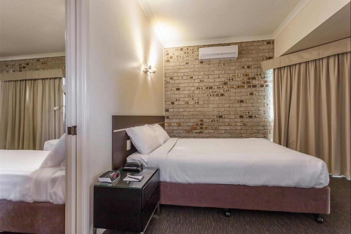 2 Bedroom Motel Room