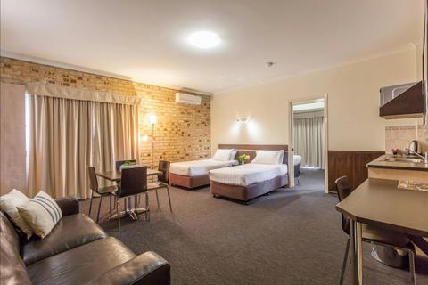 2 Bedroom Motel Room