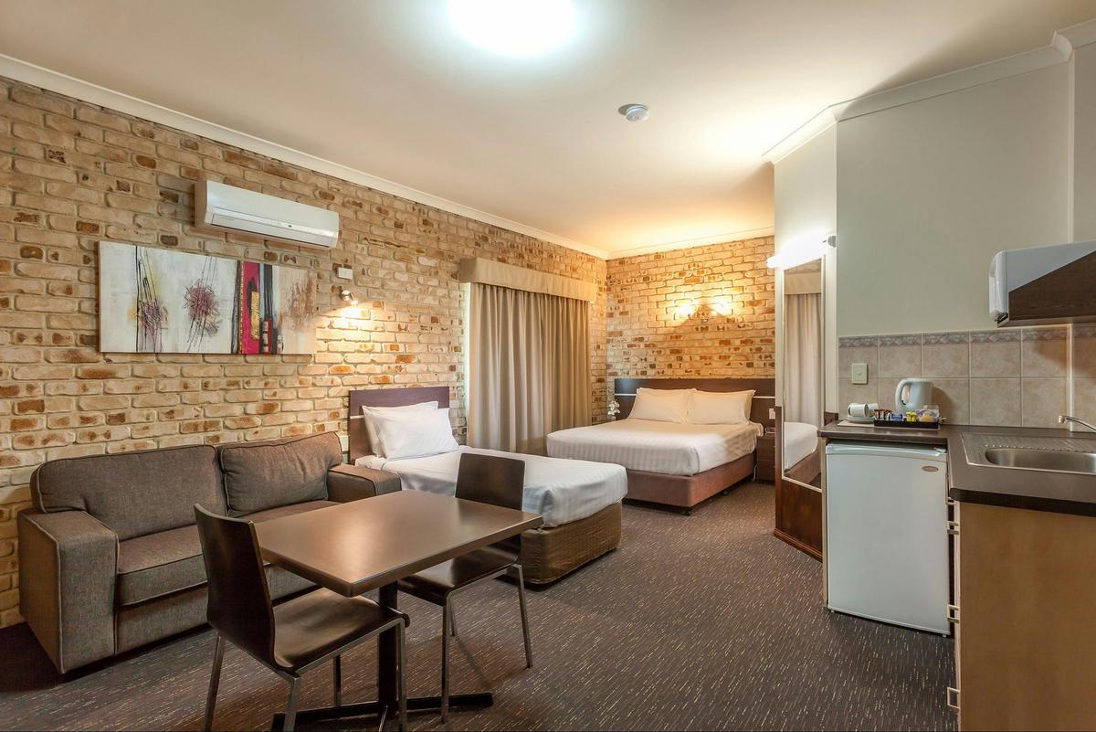 Motel Twin Room