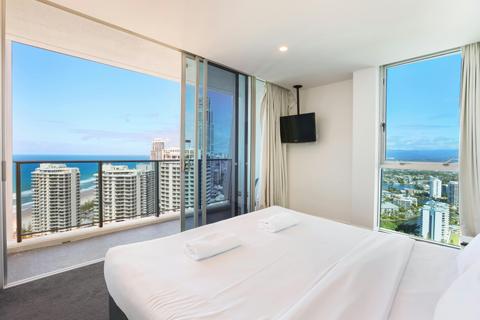 The Top Floor of the Boulevard Tower Level 32 Three-bedroom apartment  - H Residences