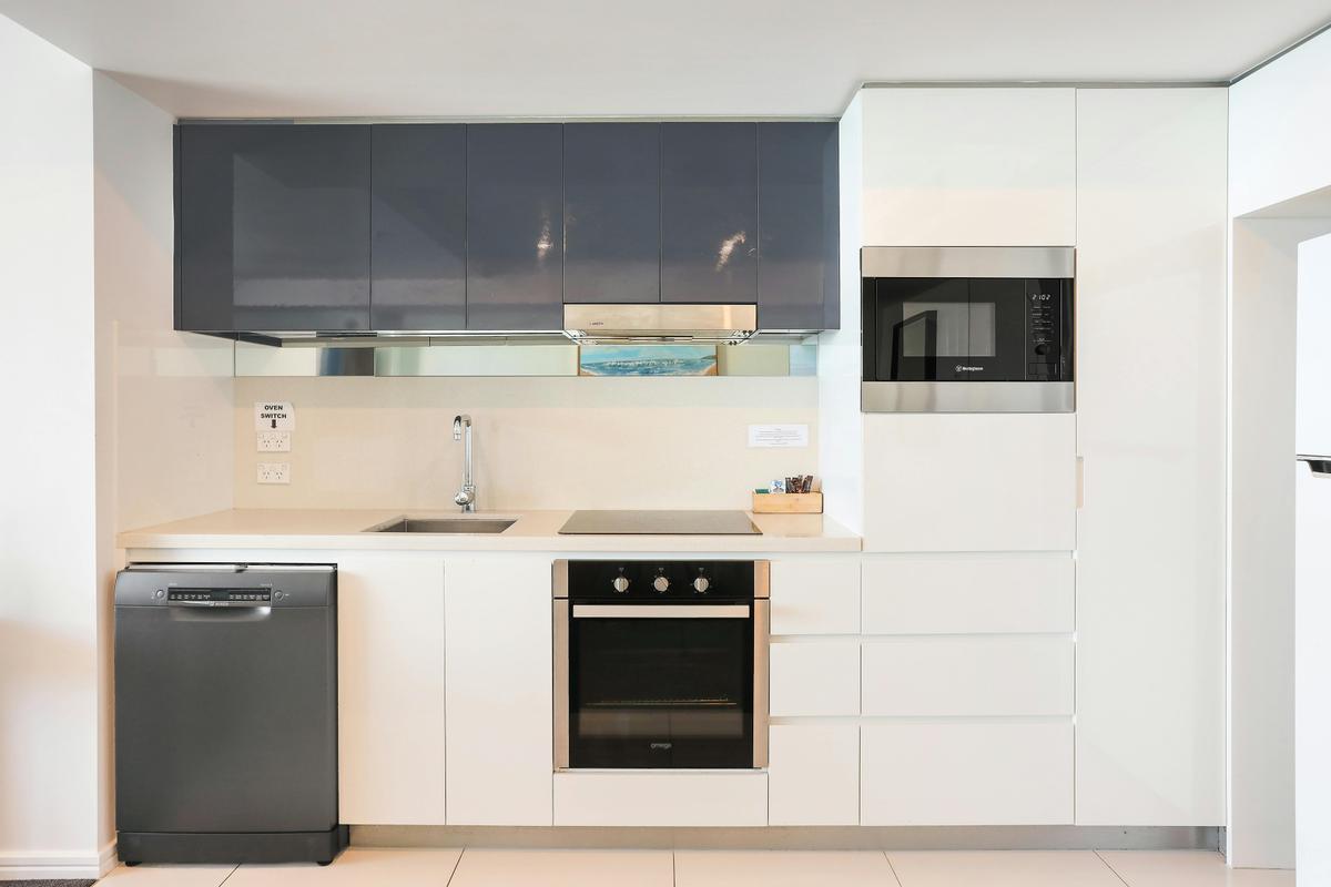 Boulevard Tower Level 31 Three-bedroom apartment - H Residences