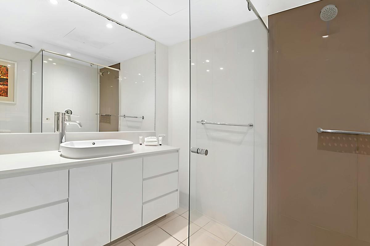 Boulevard Tower Apartment 12804 Two-bedroom apartment - H Residences