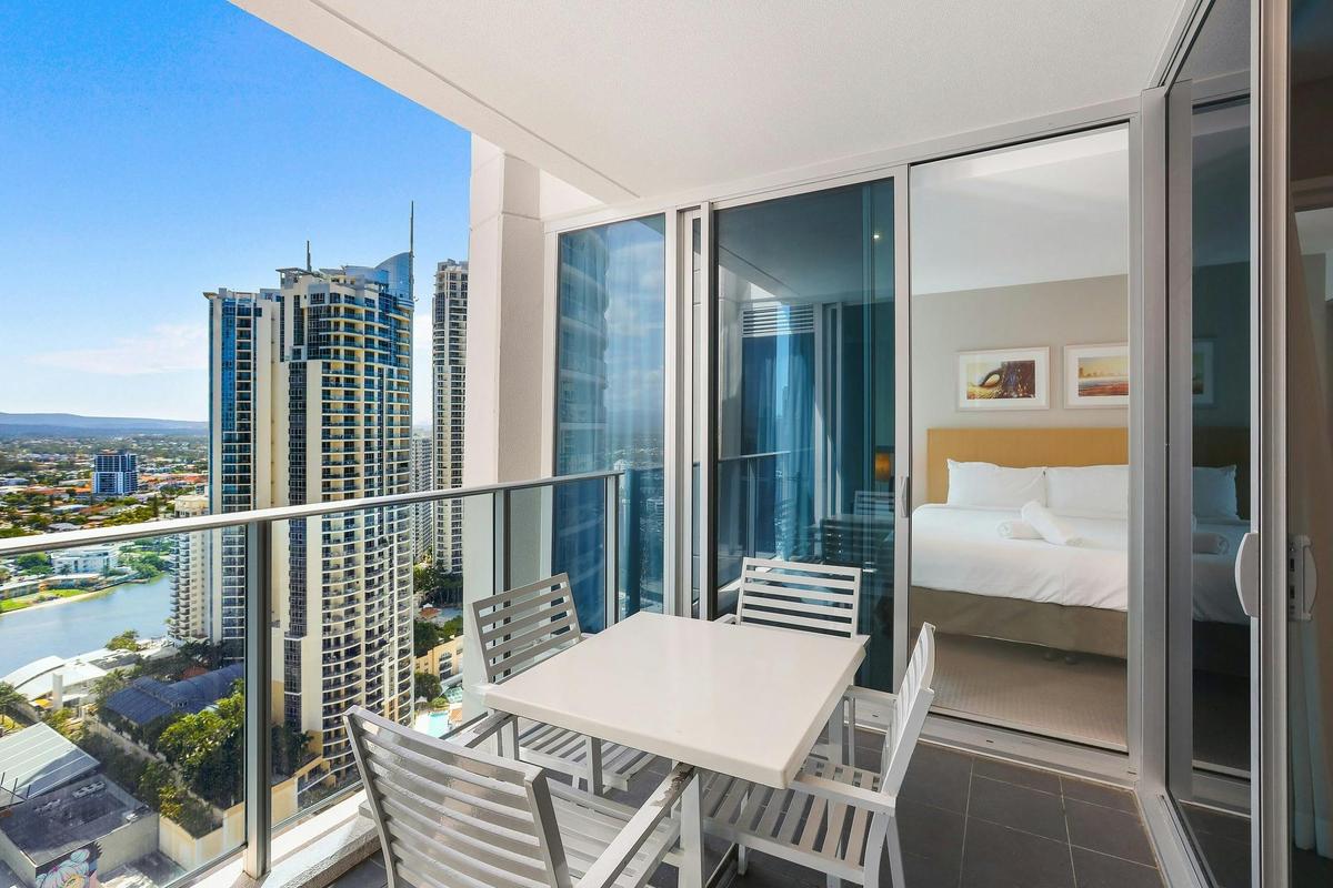 Orchid Tower Level 26 Two-bedroom apartment - H Residences