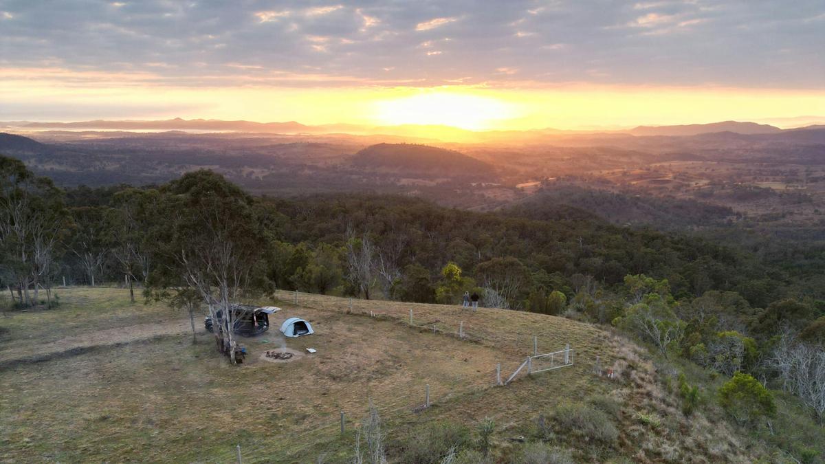 Hilltop Farm, Camping and Glamping.