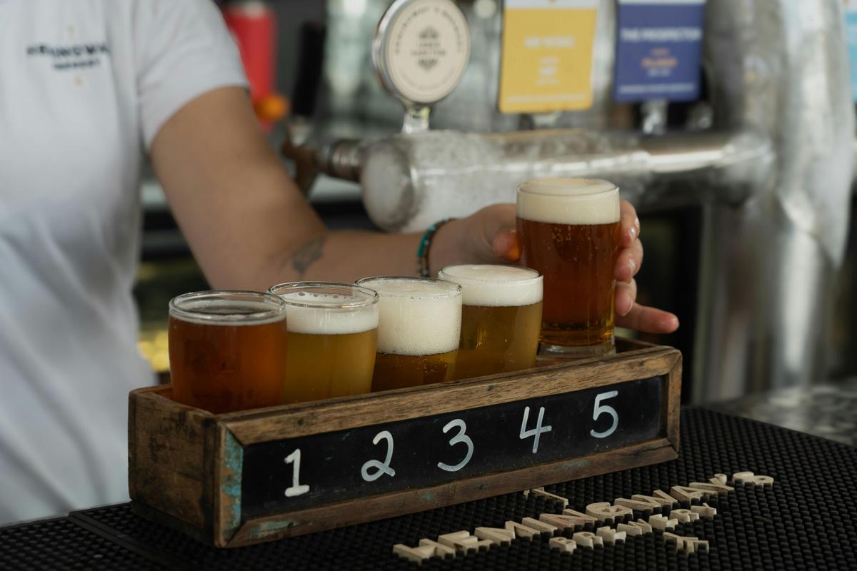 Tasting paddle