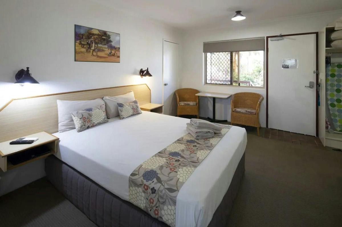 Kitchenette Room