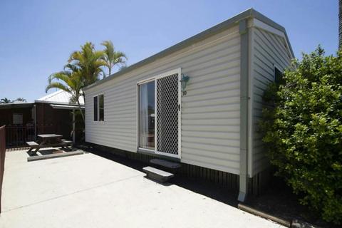 Standard Twin Cabin
