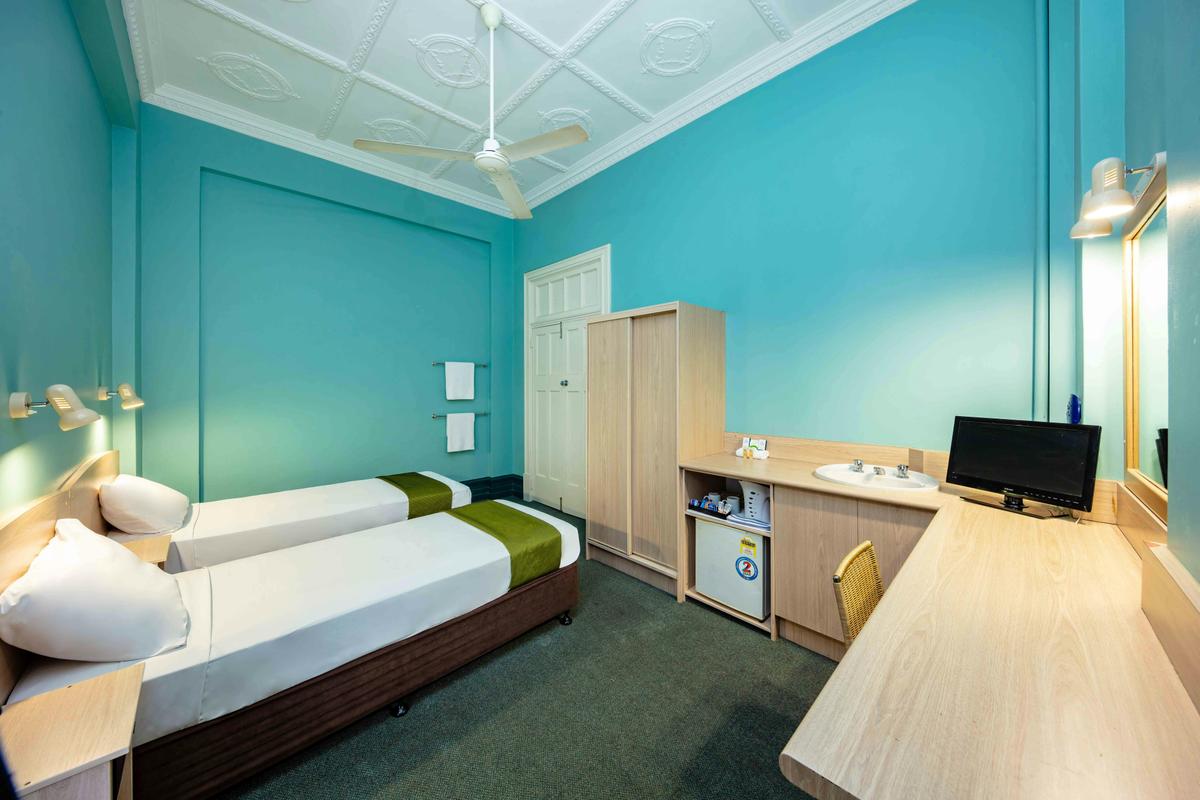 Budget Rooms