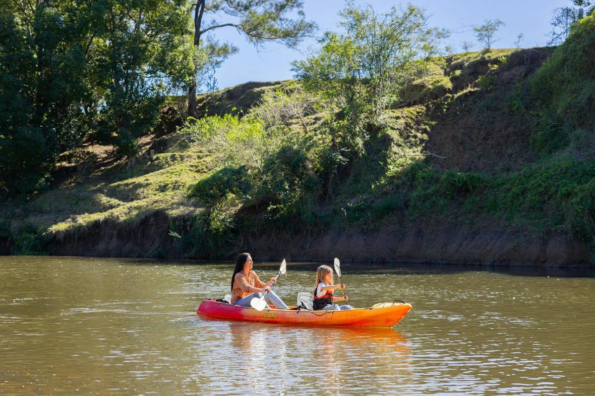 Canoeing on the Yabba Creek