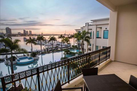 2 Bedroom Condominium Midlevel