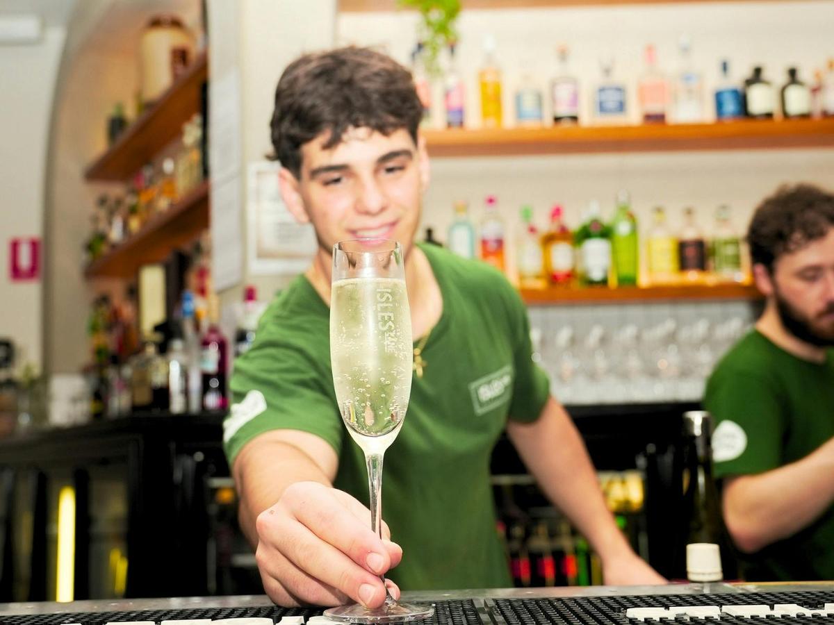Raise a Glass at Isles Lane