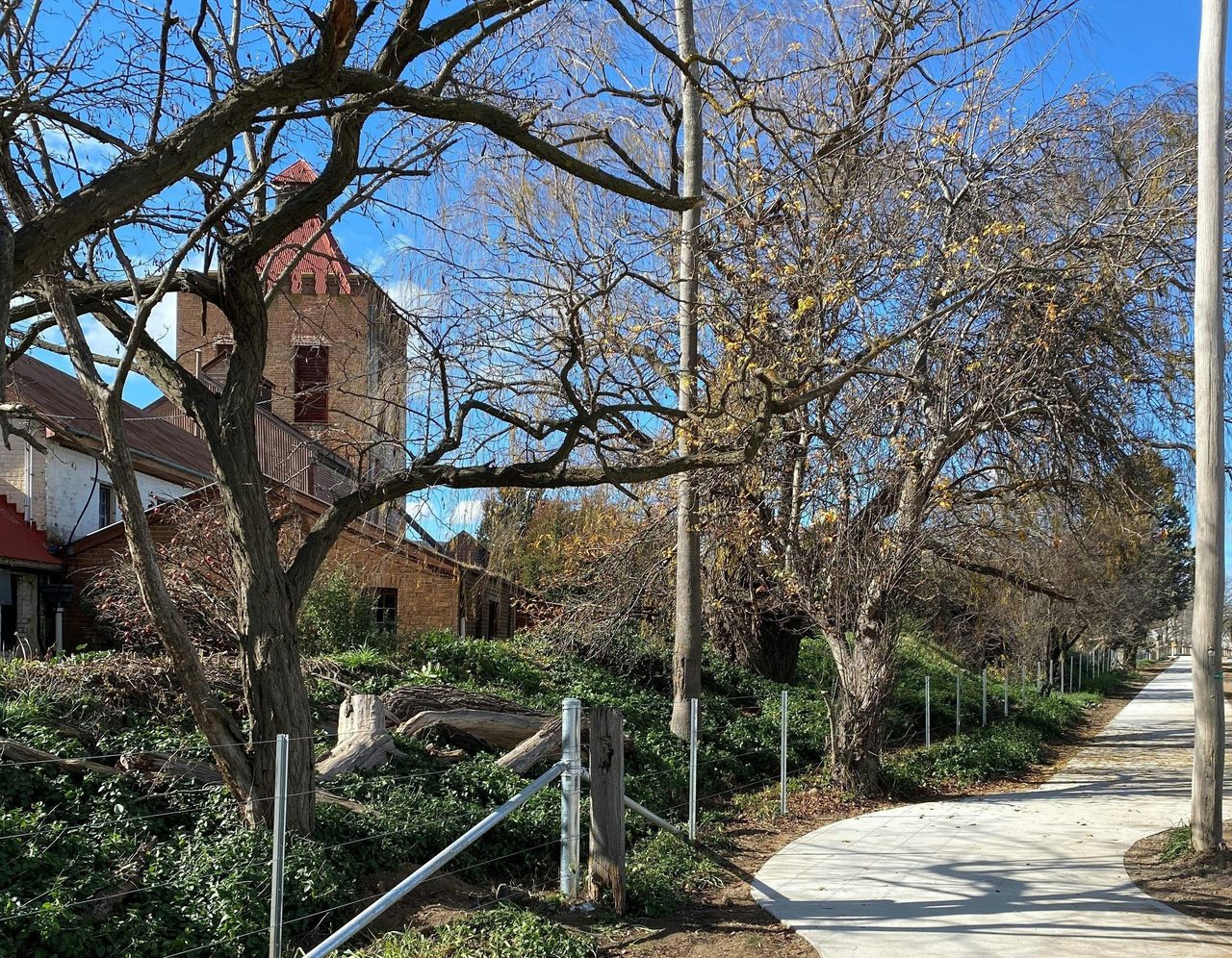 Mulwaree River Walkway - Bradley Grange