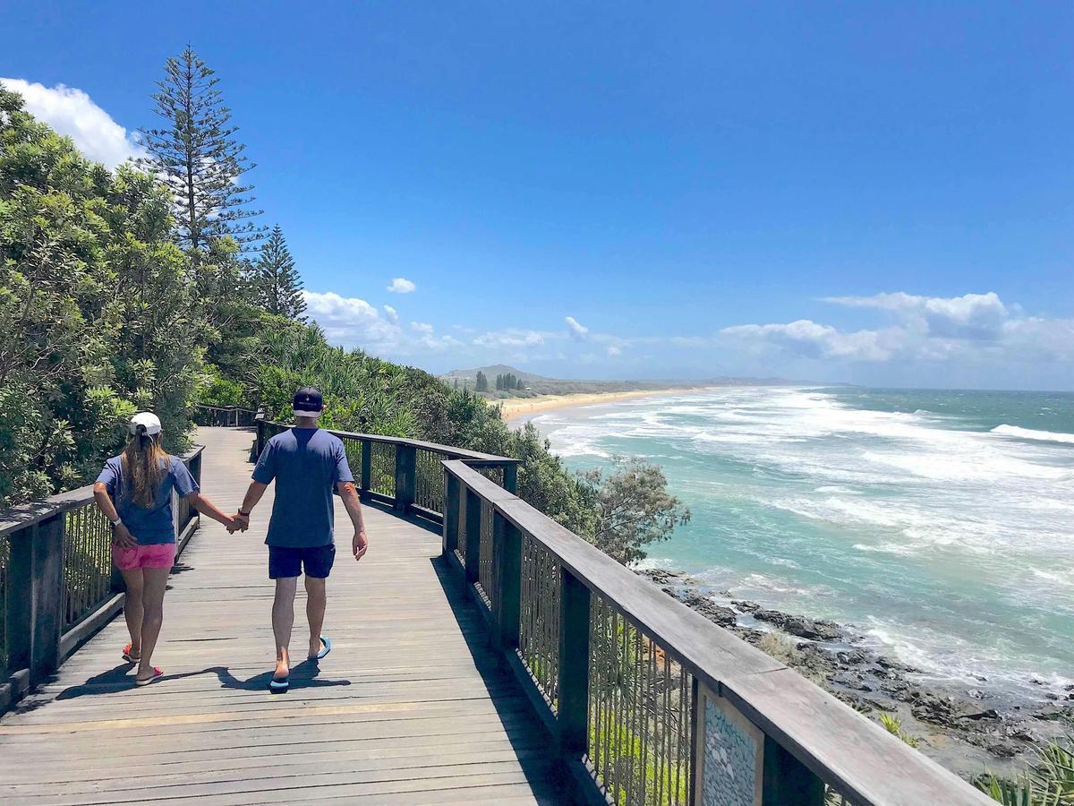 Sunshine Coast Seaside Explorer Private Tour with Lunch & Hidden Villages, Mountains & Islands