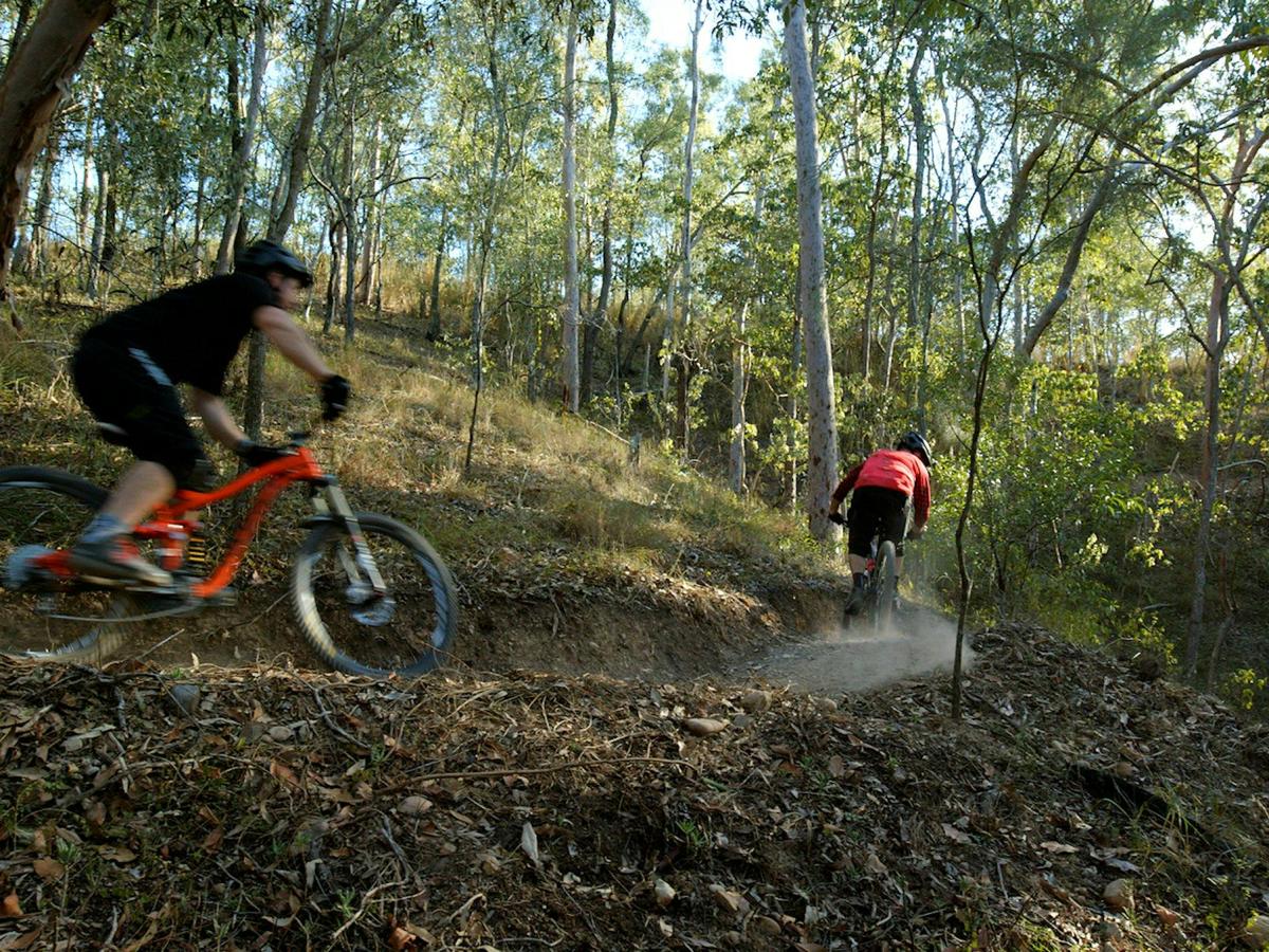 Hillview Drive Reserve