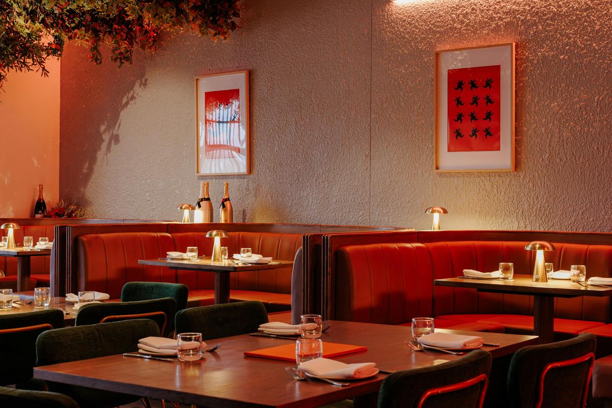 juju dining room restaurant mermaid beach