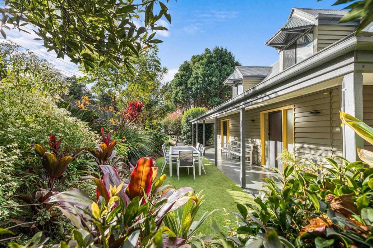 Private Courtyard and Entry to Gingers House