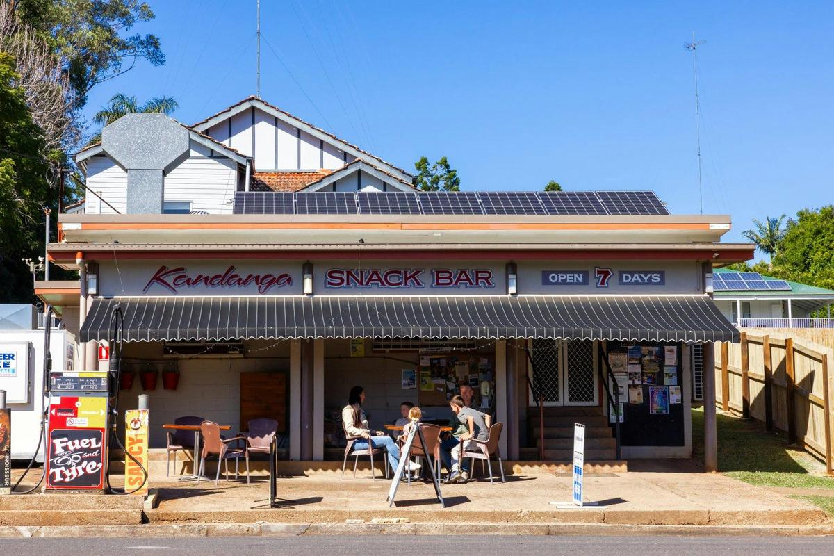 Faily sitting out the front of the Kandanga snack bar