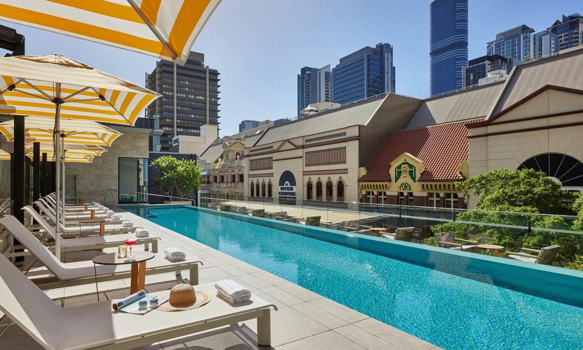 Infinity Pool at Hyatt Regency Brisbane