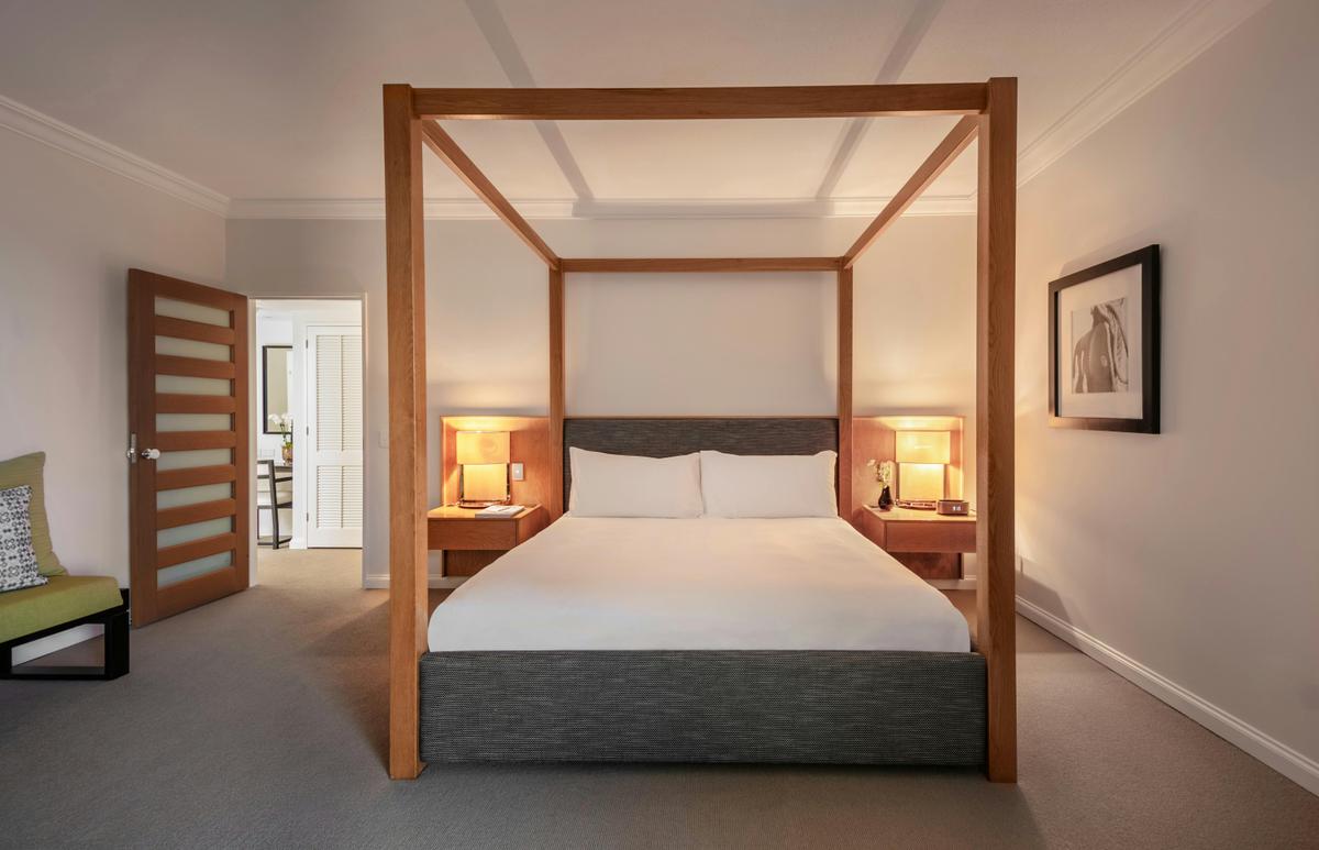 The Manor Suite