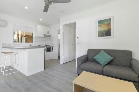 1 Bedroom Standard Cabin