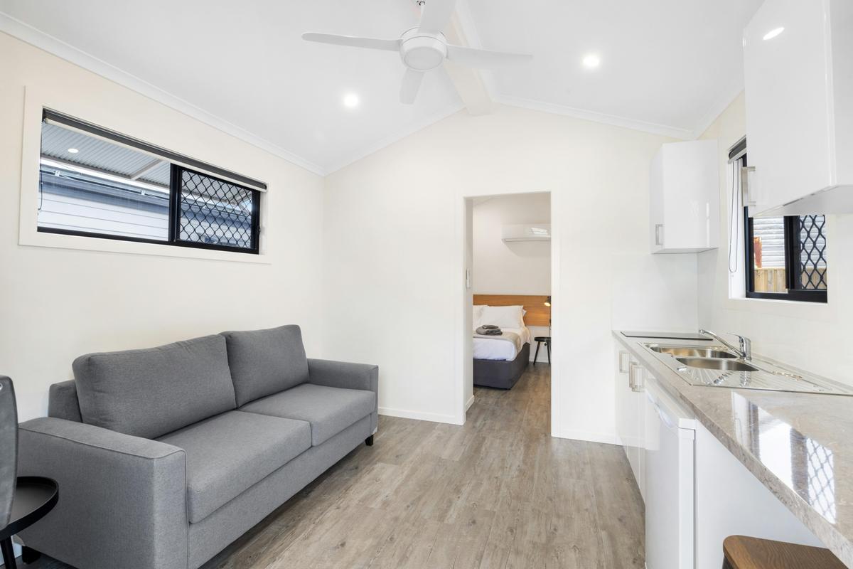 One Bedroon lounge room with kitchenette