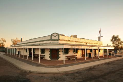 Outback Pubs Coach Tour -Birdsville Races 2026