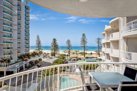 3 Bedroom Apartment (Ocean Views)
