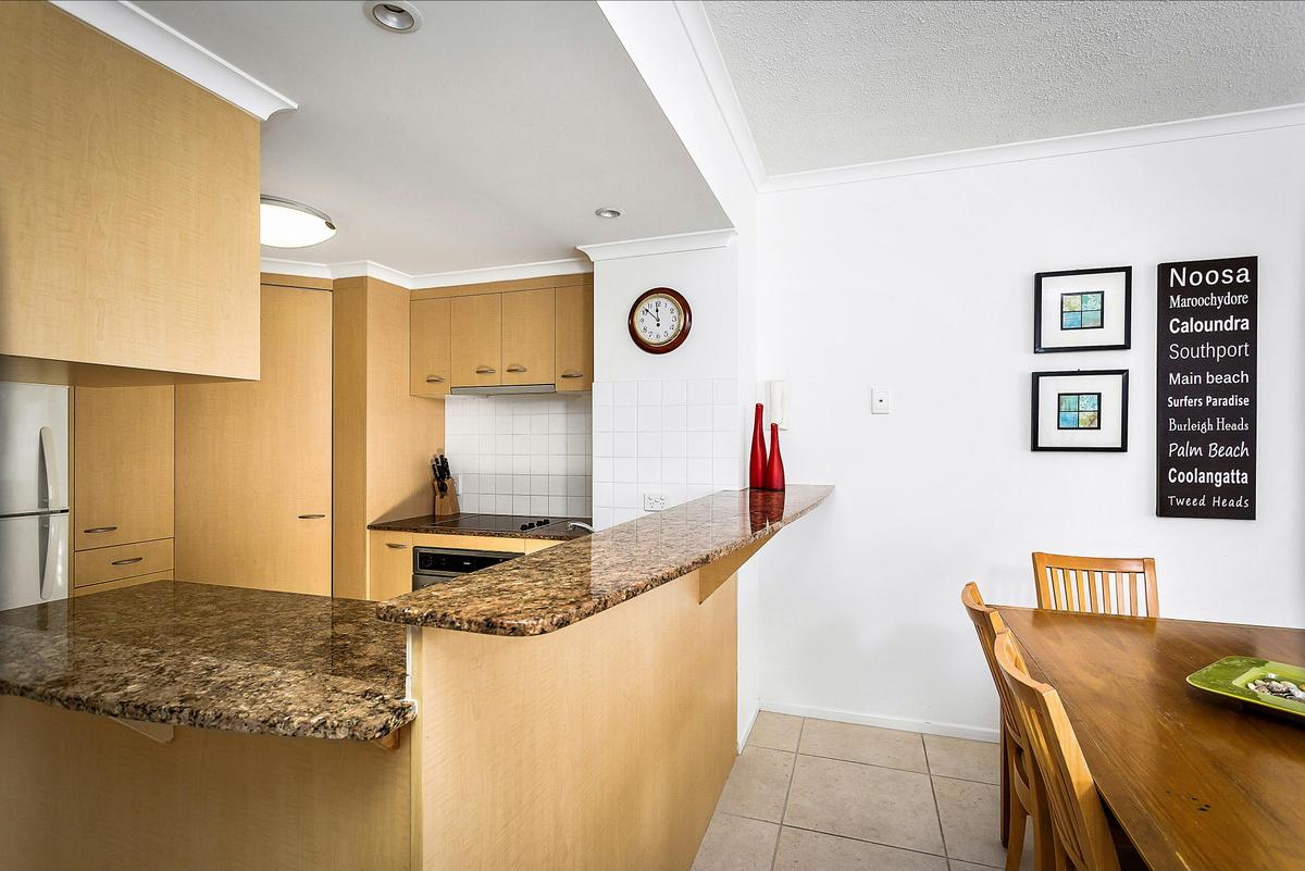 2 Bedroom, 2 Bathroom plus Studio (Ocean View)