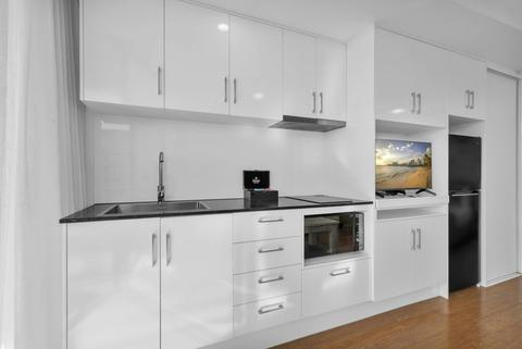 Studio Beach Executive