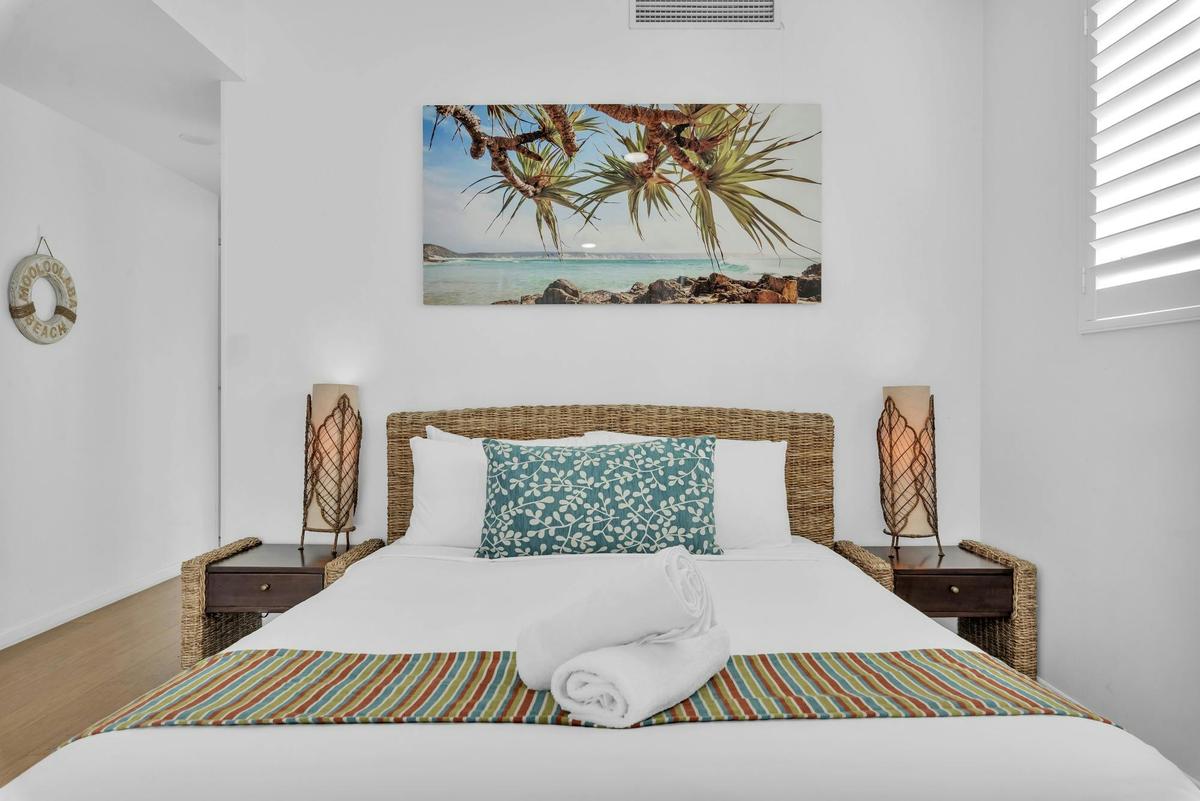 Studio Beach Executive